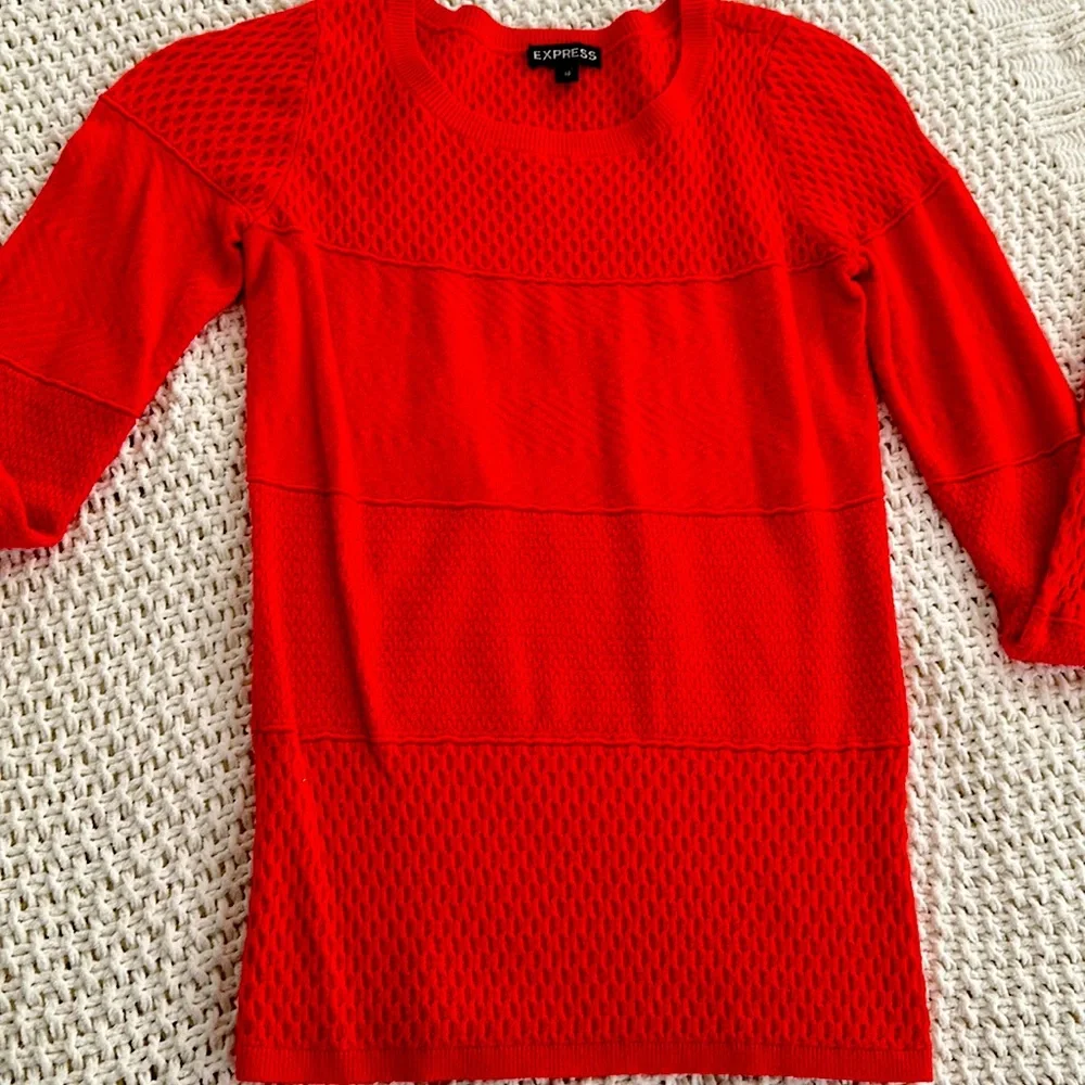 Express Sweater - Picture 2 of 2